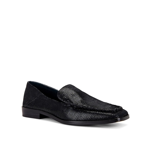 Beny Loafer in Onyx
Dolce Vita - Picture 2 of 4